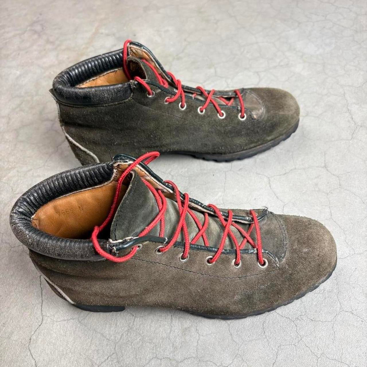 90's Vasque Suede Leather Hiking Boots