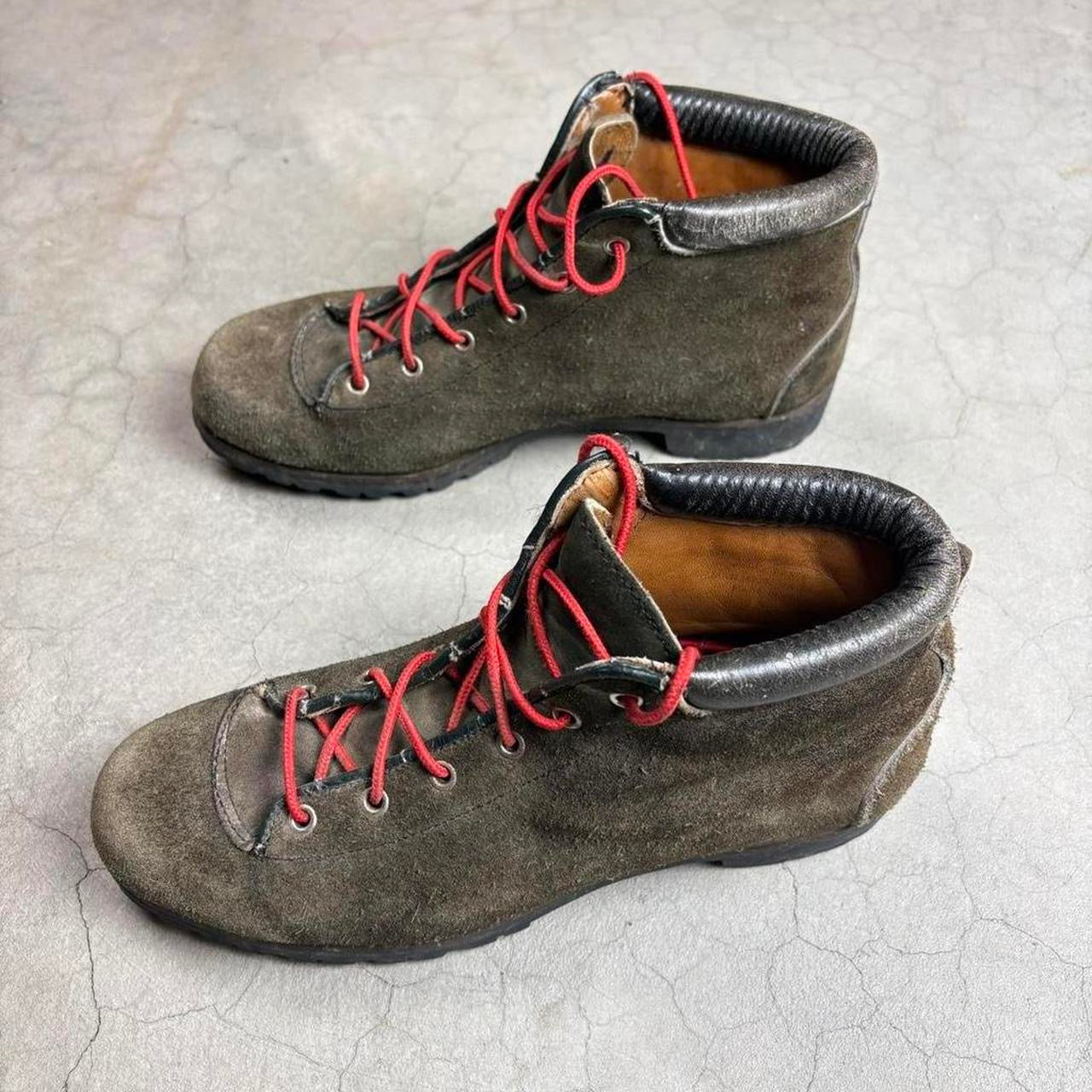 90's Vasque Suede Leather Hiking Boots