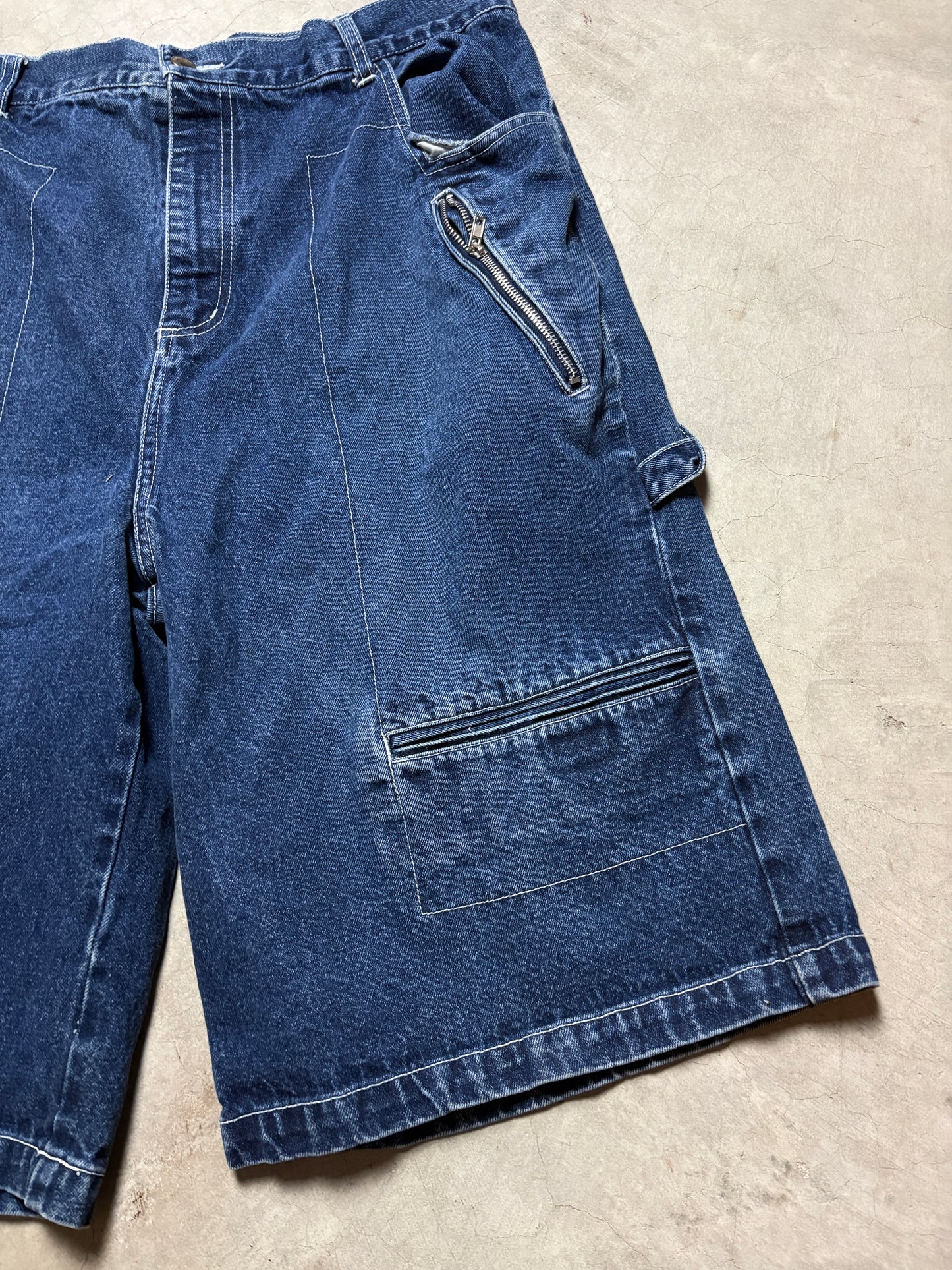90s Wu Wear Baggy Embroidered Jorts